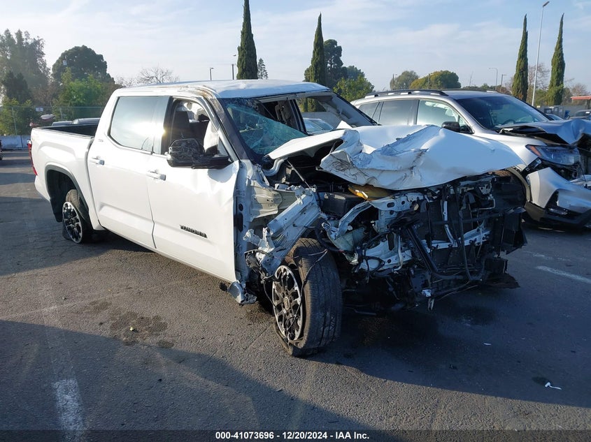 2022 Toyota Tundra VIN 5TFLA5AB0NX010145 IAAI salvage auction — ROLLOVER, Salvage (California), sold $6,400 on 2026-07-09 (photo 1)