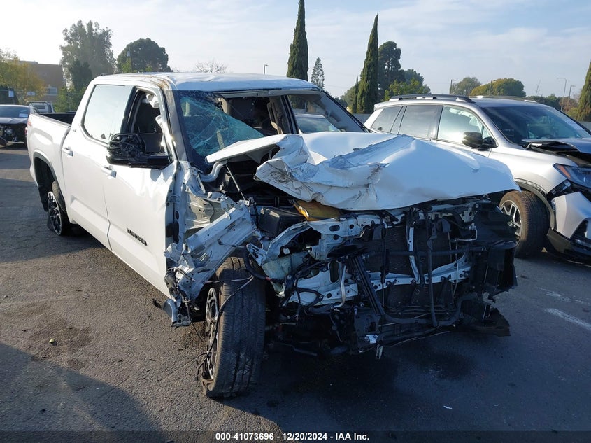 2022 Toyota Tundra VIN 5TFLA5AB0NX010145 IAAI salvage auction — ROLLOVER, Salvage (California), sold $6,400 on 2026-07-09 (photo 6)