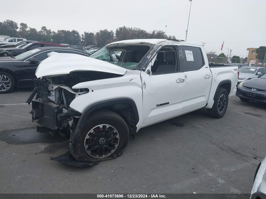 2022 Toyota Tundra VIN 5TFLA5AB0NX010145 IAAI salvage auction — ROLLOVER, Salvage (California), sold $6,400 on 2026-07-09 (photo 2)