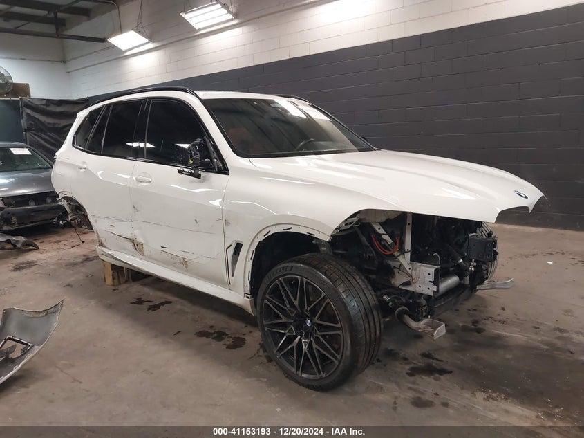 2021 BMW X5 M VIN 5YMJU0C05M9E08557 — COPART salvage auction photo