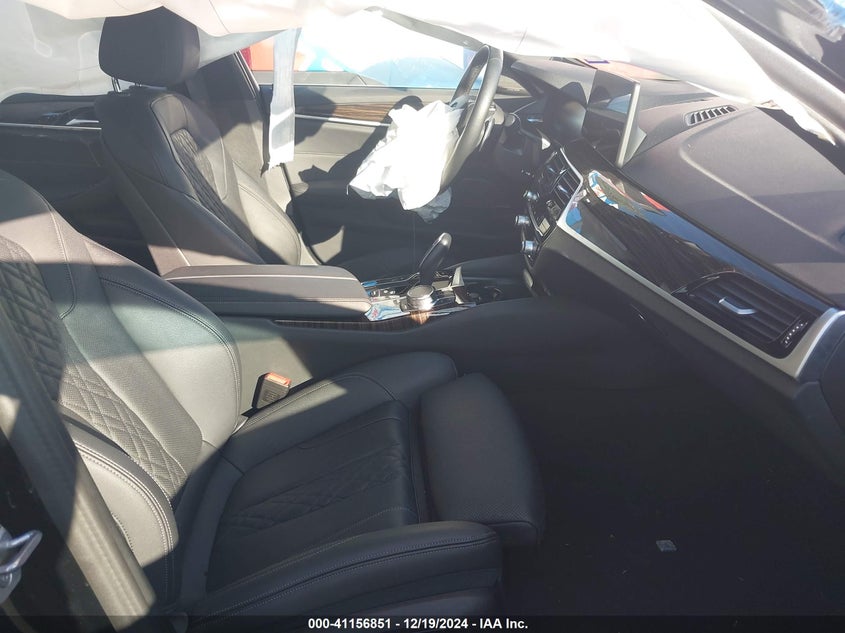 2023 BMW 530E VIN WBA13AG00PCN50148 COPART salvage auction — Front End, Clear (Texas), sold $15,850 on 2025-01-20 (photo 5)