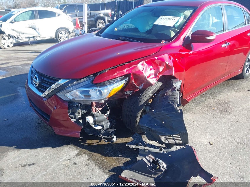2018 Nissan Altima VIN 1N4AL3AP8JC189169 COPART salvage auction — Left Front, Salvage (South Carolina), sold $2,525 on 2025-02-26 (photo 6)