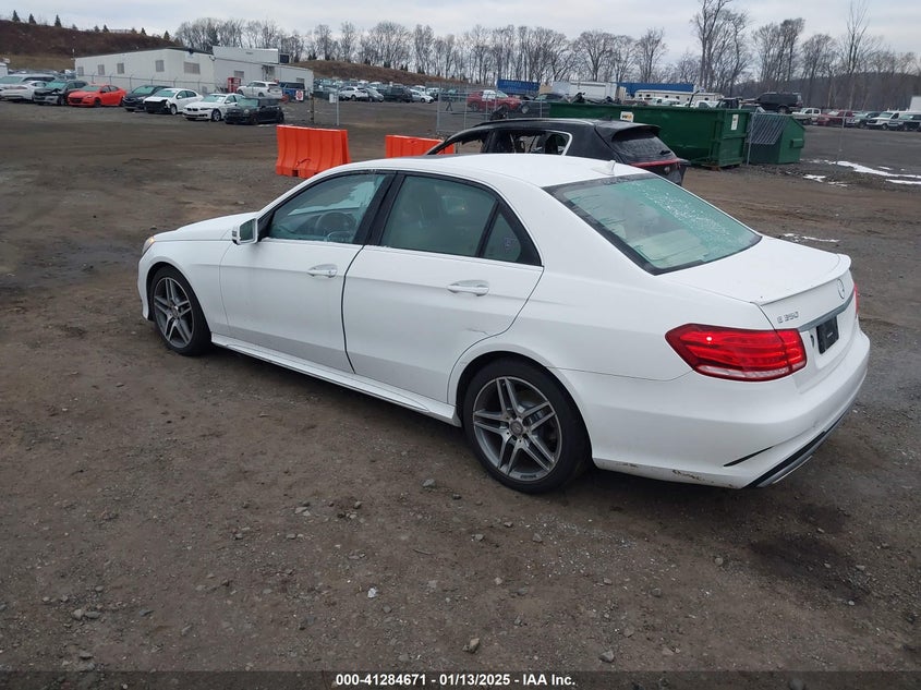 2016 Mercedes-benz E-klasse VIN WDDHF8JB1GB232983 COPART salvage auction — Right Side, Salvage (New Jersey), sold $6,700 on 2025-02-27 (photo 3)