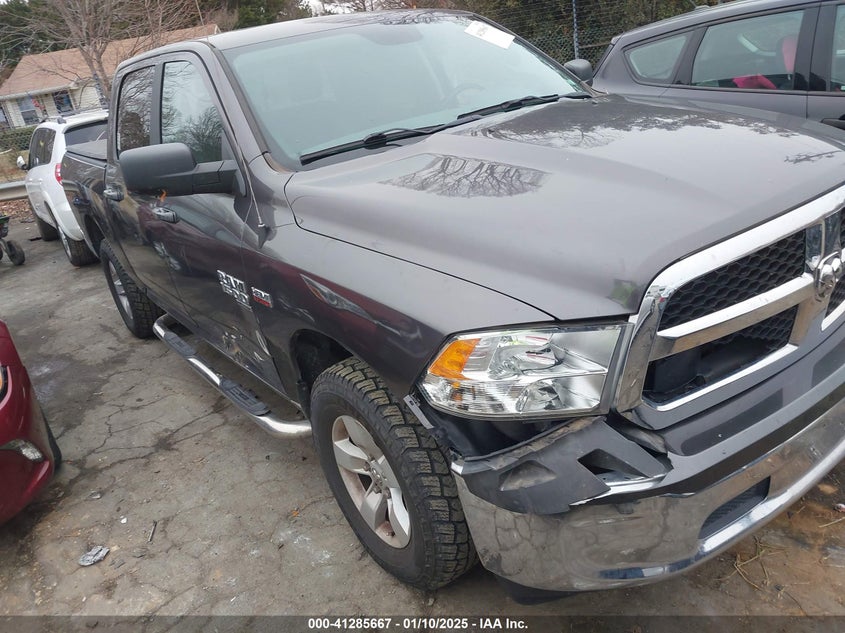 2019 RAM 1500 CLASSIC VIN 1C6RR7LT8KS654366 — COPART salvage auction photo