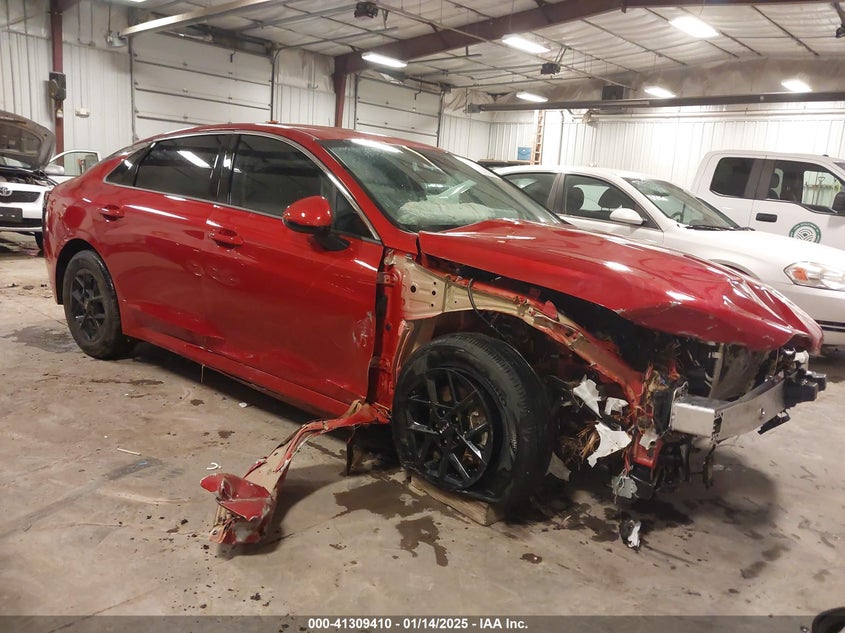 2025 Kia K5 VIN KNAG24J71S5276329 IAAI salvage auction — FRONT & REAR, Clear (Missouri), sold $3,900 on 2026-07-19 (photo 1)