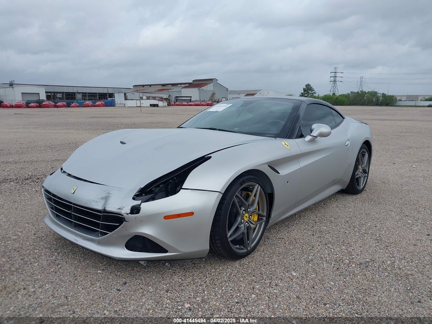 2017 FERRARI CALIFORNIA T VIN ZFF77XJA2H0226113 COPART salvage auction — Front End, Clear (Texas), sold $68,000 on 2025-05-01 (photo 2)
