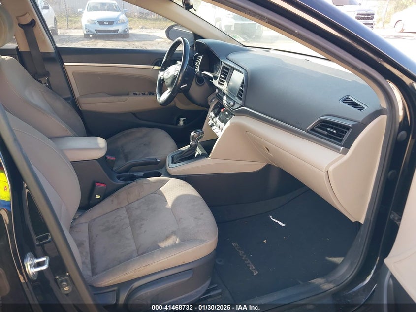 2020 Hyundai Elantra VIN KMHD84LF4LU040026 IAAI salvage auction — REAR END, Salvage Title, sold $2,900 on 2026-07-12 (photo 5)