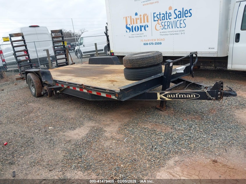 2020 Kaufman trailers Unknown VIN 5VGFD2028LL006760 IAAI salvage auction — SIDE, Salvage (North Carolina), sold $1,600 on 2026-07-20 (photo 1)