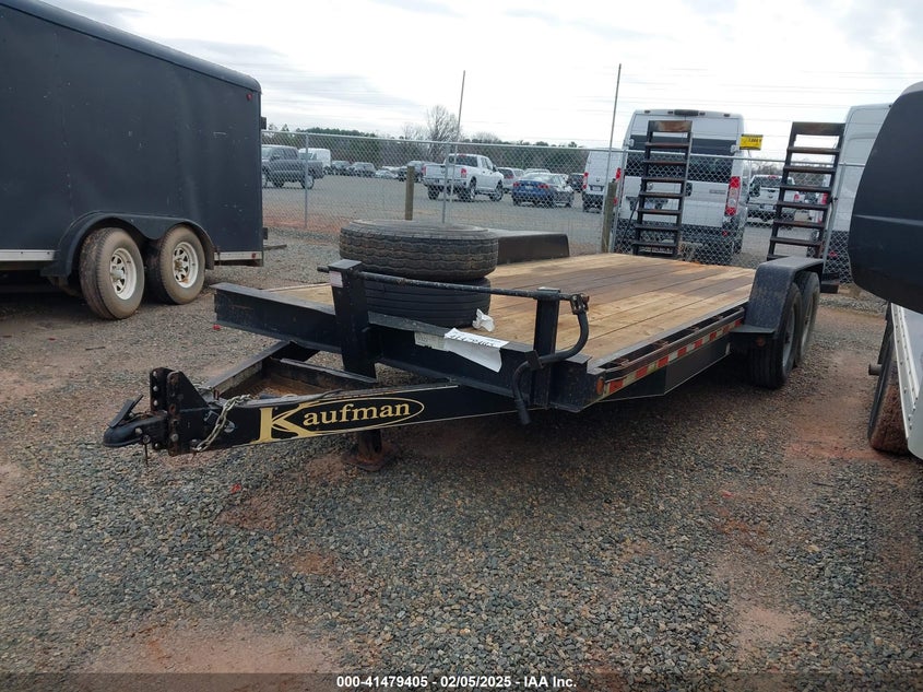 2020 Kaufman trailers Unknown VIN 5VGFD2028LL006760 IAAI salvage auction — SIDE, Salvage (North Carolina), sold $1,600 on 2026-07-20 (photo 2)