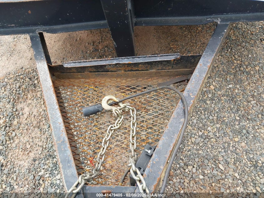 2020 Kaufman trailers Unknown VIN 5VGFD2028LL006760 IAAI salvage auction — SIDE, Salvage (North Carolina), sold $1,600 on 2026-07-20 (photo 7)