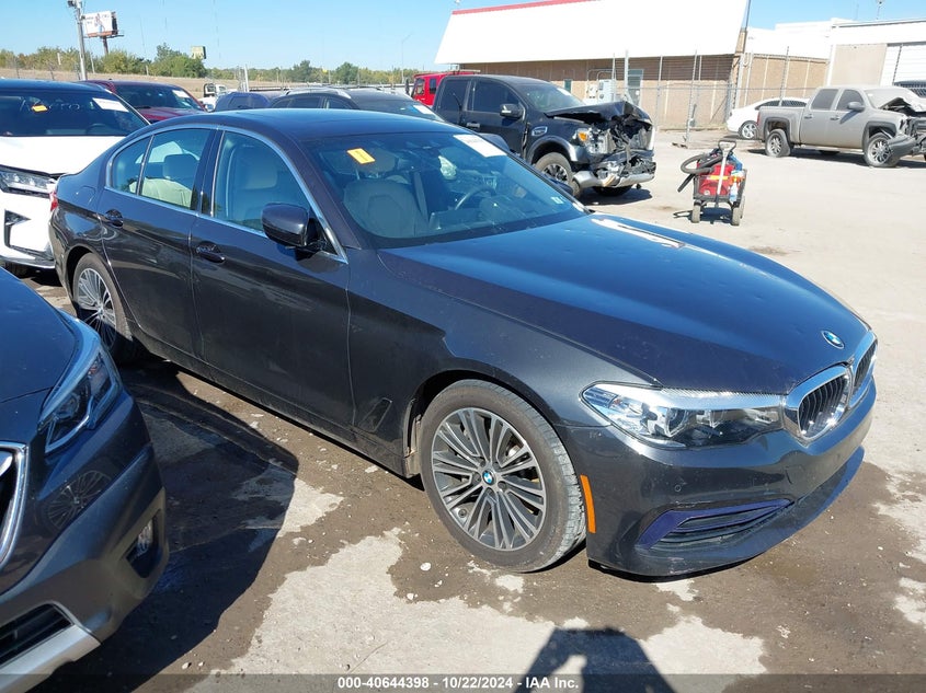 2019 BMW 530I VIN WBAJA7C5XKWW40215 — COPART salvage auction photo