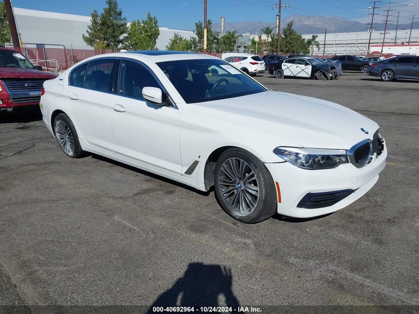 2019 BMW 530E VIN WBAJA9C53KB399049 — COPART salvage auction photo