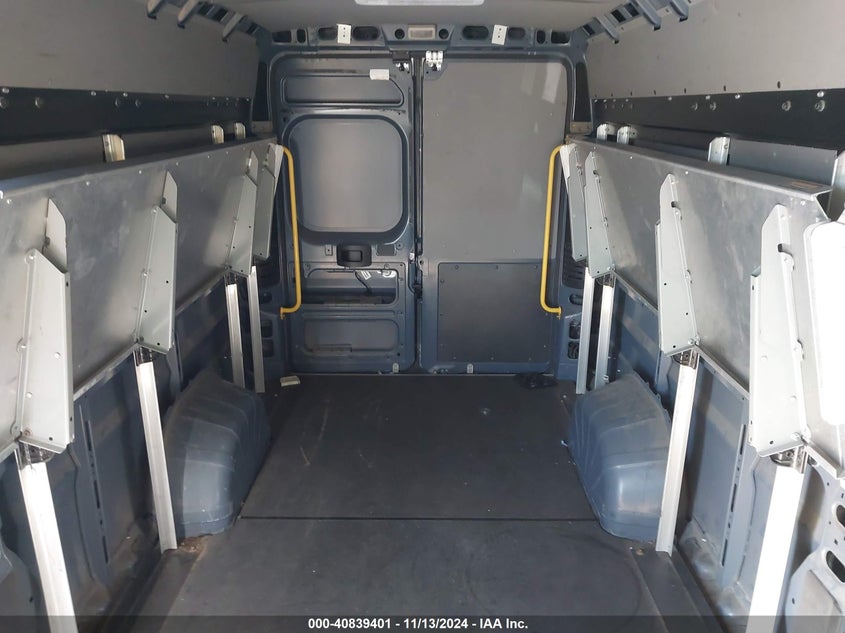 2020 RAM PROMASTER 3500 VIN 3C6URVJG2LE106730 COPART salvage auction — Left & Right Side, Clear (New Jersey), sold $9,200 on 2024-12-09 (photo 8)