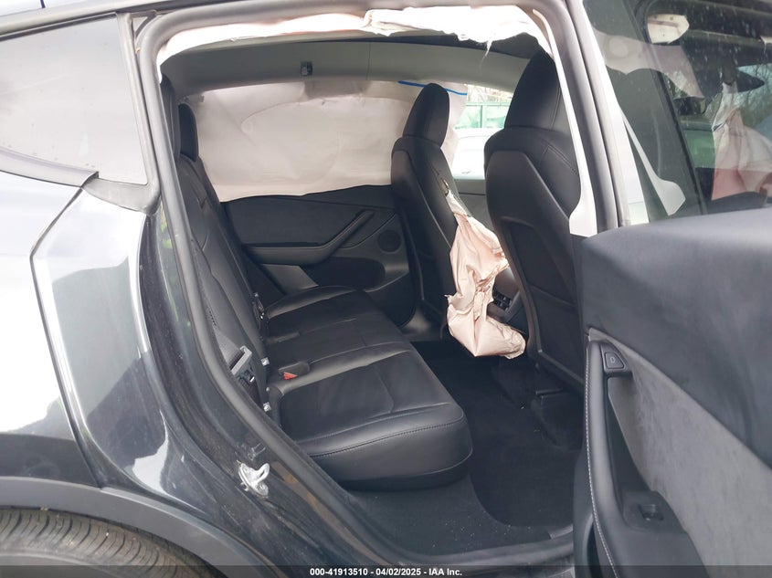 2025 Tesla Model y VIN 7SAYGDEE7SF287094 IAAI salvage auction — FRONT END, Salvage Title, sold $8,300 on 2026-07-23 (photo 8)