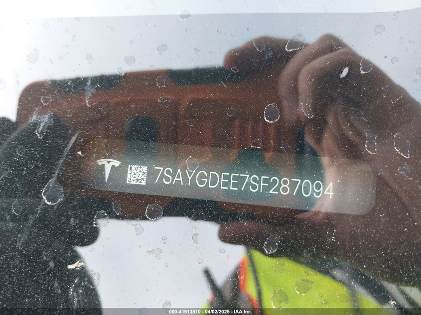 2025 Tesla Model y VIN 7SAYGDEE7SF287094 IAAI salvage auction — FRONT END, Salvage Title, sold $8,300 on 2026-07-23 (photo 9)