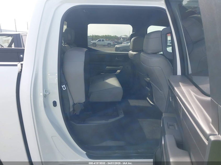 2025 Toyota Tundra VIN 5TFLA5DB7SX242667 COPART salvage auction — Left Front, Clear (Arkansas), sold $37,600 on 2025-05-12 (photo 8)