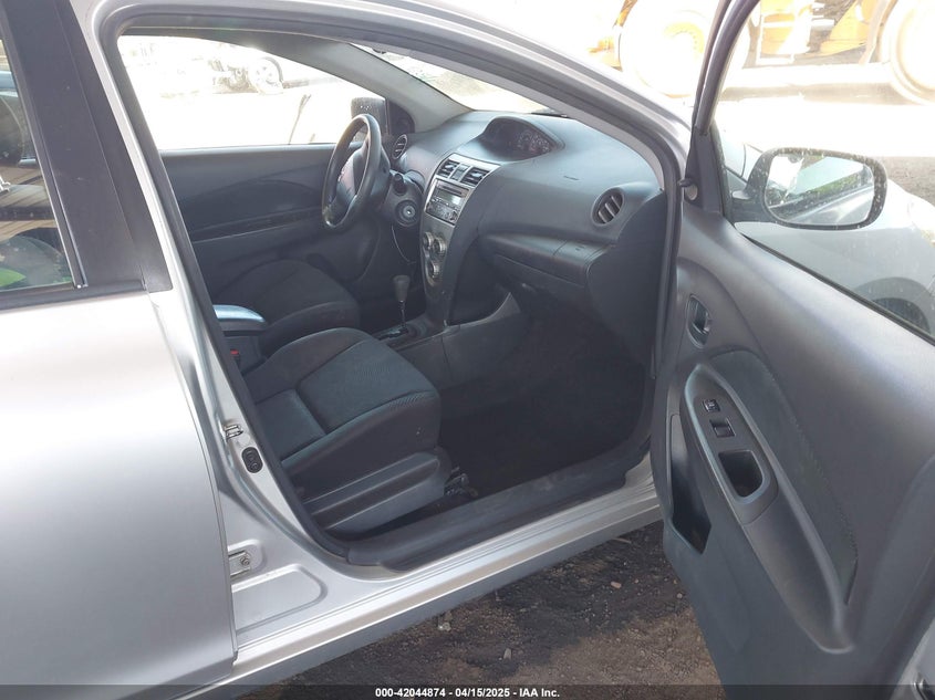 2012 Toyota Yaris VIN JTDBT4K39CL015100 IAAI salvage auction — REAR END, Salvage Title, sold $1,250 on 2026-07-21 (photo 5)