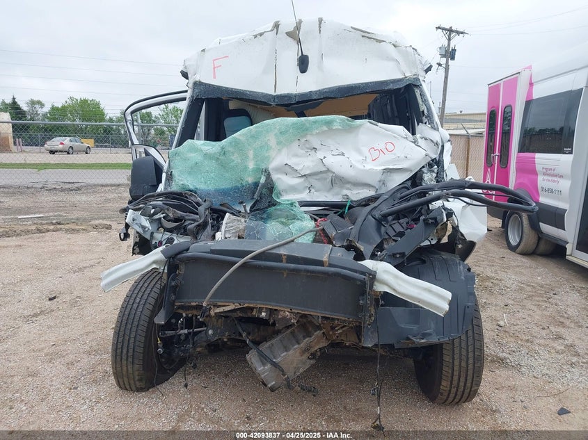 2024 Mercedes-benz Sprinter VIN W1Y4KDHY1RT177919 IAAI salvage auction — FRONT END, Salvage (Idaho), sold $25 on 2026-07-29 (photo 6)