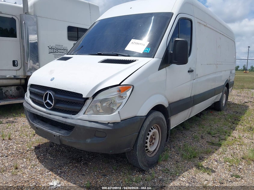 2012 Mercedes Benz Sprinter 2500 VIN WD3PE8CB0C5688417 COPART salvage auction — Front End, Clear (Mississippi), sold $225 on 2025-06-06 (photo 2)