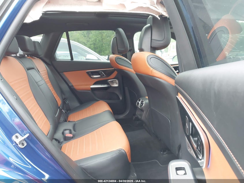 2023 Mercedes-benz Glc 300 VIN W1NKM4HB7PF049335 IAAI salvage auction — FRONT END, Salvage Title, sold $20,300 on 2026-07-22 (photo 8)