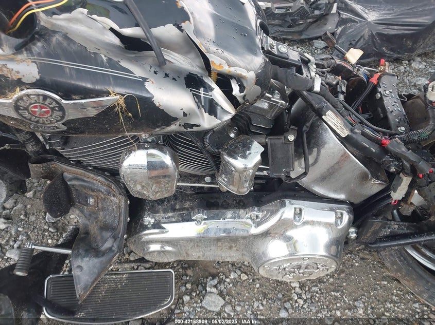 2016 Harley-davidson Flstf VIN 1HD1BXV14GC017917 IAAI salvage auction — ALL OVER, Salvage Title, sold $450 on 2026-07-21 (photo 9)