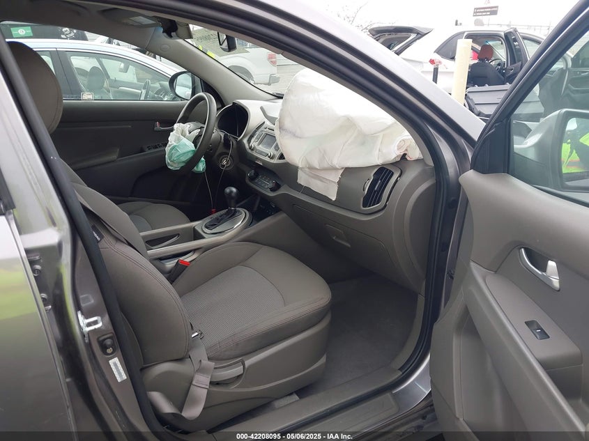 2014 Kia Sportage VIN KNDPB3AC4E7582511 IAAI salvage auction — FRONT END, Salvage Title, sold $1,850 on 2026-07-08 (photo 5)