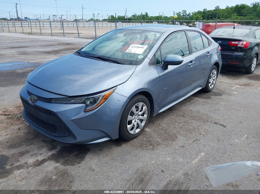 2022 Toyota Corolla VIN 5YFEPMAEXNP339137 IAAI salvage auction — REAR END, Salvage Title, sold $7,950 on 2026-08-03 (photo 2)