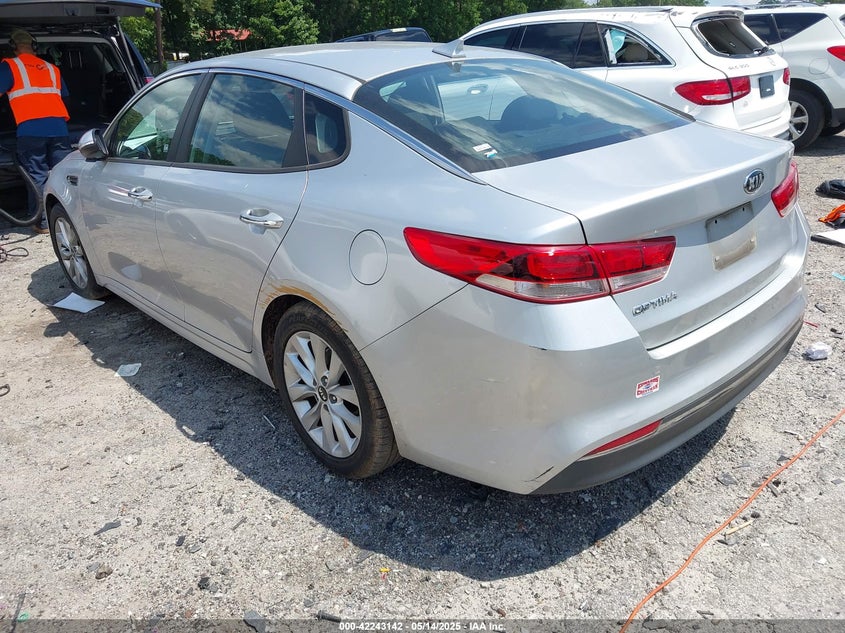 2017 Kia Optima VIN 5XXGT4L31HG148350 IAAI salvage auction — THEFT, Salvage Title, sold $25 on 2026-07-22 (photo 3)
