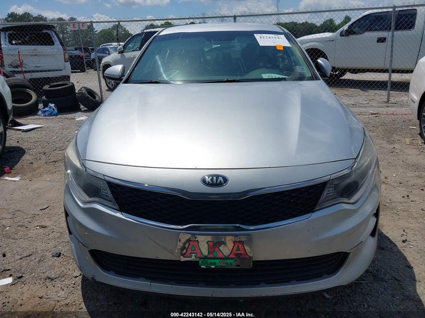 2017 Kia Optima VIN 5XXGT4L31HG148350 IAAI salvage auction — THEFT, Salvage Title, sold $25 on 2026-07-22 (photo 6)