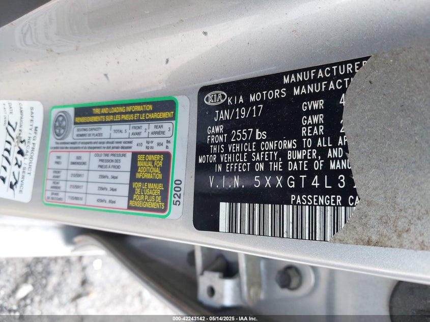 2017 Kia Optima VIN 5XXGT4L31HG148350 IAAI salvage auction — THEFT, Salvage Title, sold $25 on 2026-07-22 (photo 9)
