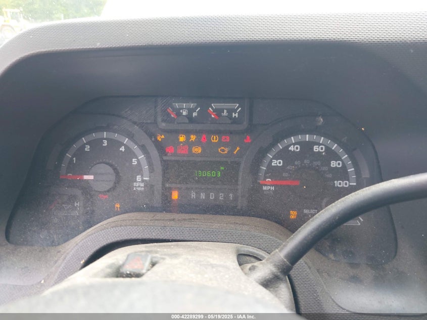 2013 Ford E 250 VIN 1FTNE2EW3DDA31287 IAAI salvage auction — NORMAL WEAR, Salvage Title, sold $1,400 on 2026-07-09 (photo 7)