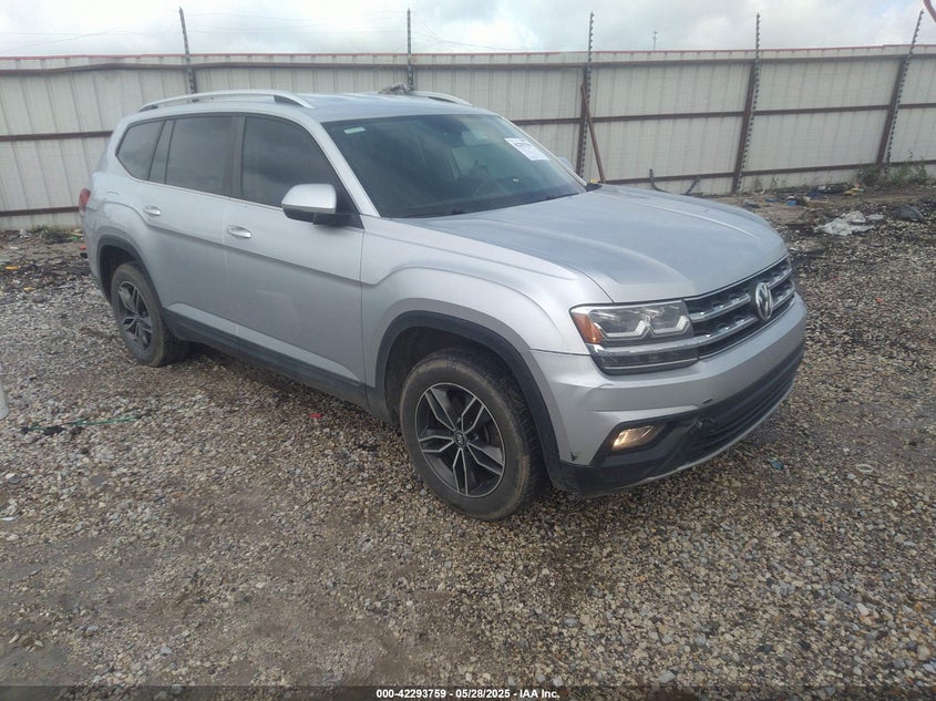 2018 Volkswagen Atlas VIN 1V2CR2CA7JC558459 IAAI salvage auction — STORM DAMAGE, Salvage Title, sold $3,325 on 2026-07-09 (photo 1)