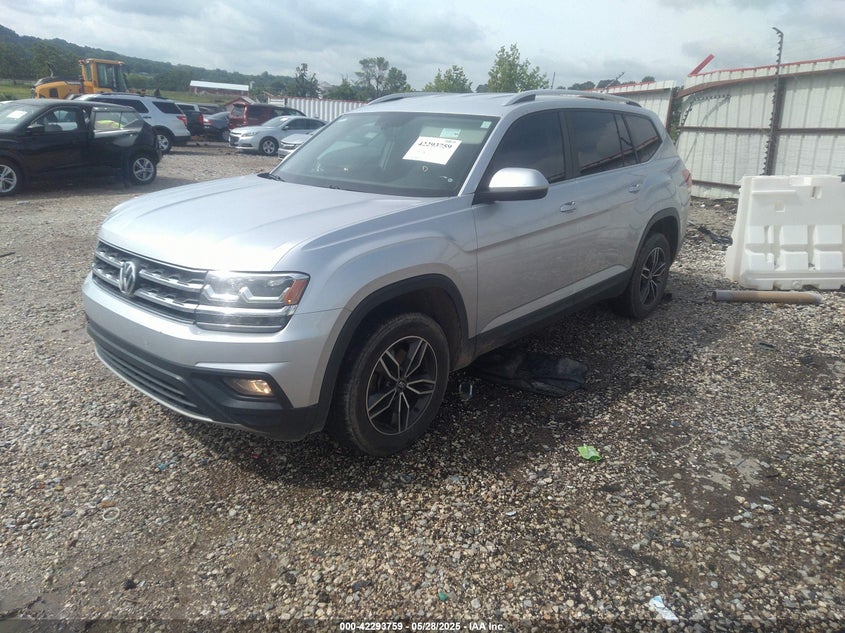 2018 Volkswagen Atlas VIN 1V2CR2CA7JC558459 IAAI salvage auction — STORM DAMAGE, Salvage Title, sold $3,325 on 2026-07-09 (photo 2)