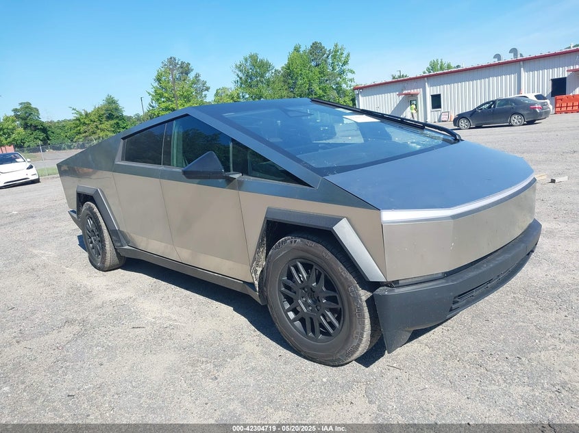 2025 Tesla Cybertruck VIN 7G2CEHED6SA066009 — IAAI salvage auction photo