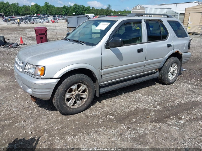 2001 Isuzu Rodeo VIN 4S2DM58W214332354 IAAI salvage auction — REAR END, Bill Of Sale (Georgia), sold $275 on 2026-07-10 (photo 2)