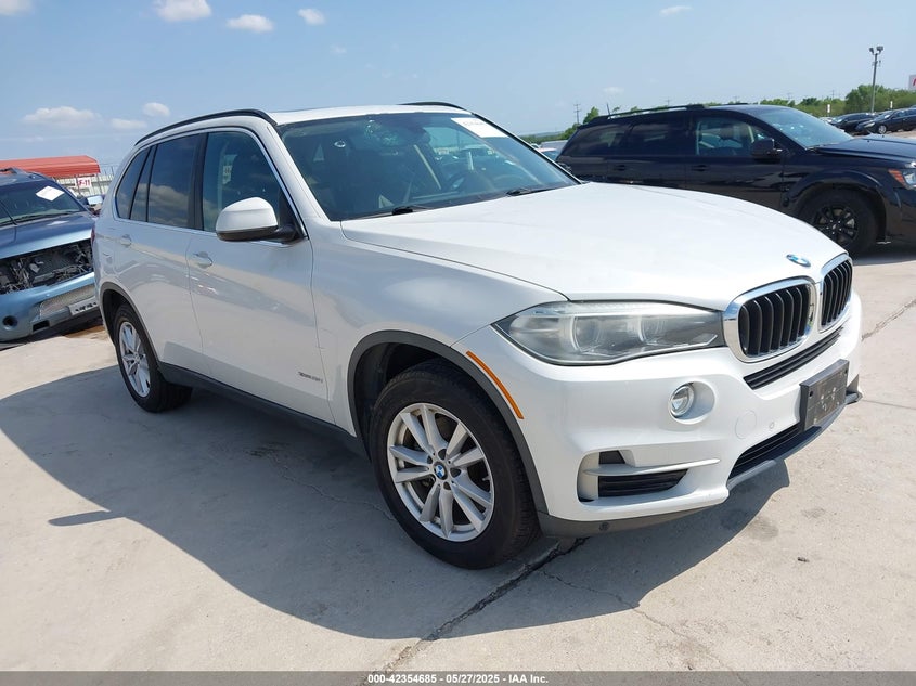 2015 BMW X5 VIN 5UXKR0C58F0K60644 IAAI salvage auction — HAIL, Salvage (Texas), sold $3,900 on 2026-07-29 (photo 1)