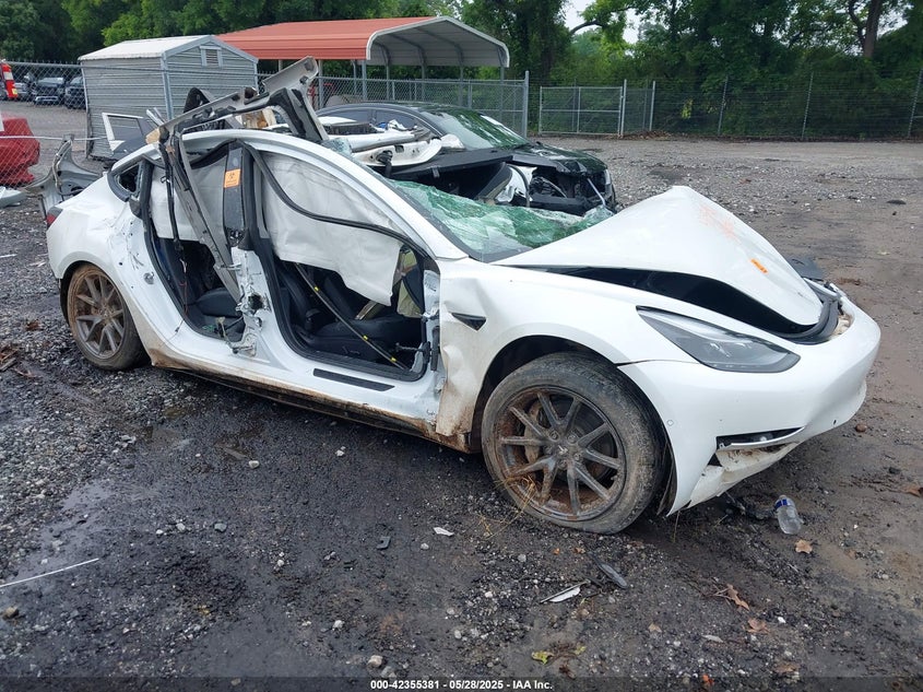 2022 Tesla Model 3 VIN 5YJ3E1EB3NF186902 IAAI salvage auction — ALL OVER, Salvage Title, sold $250 on 2026-07-17 (photo 1)