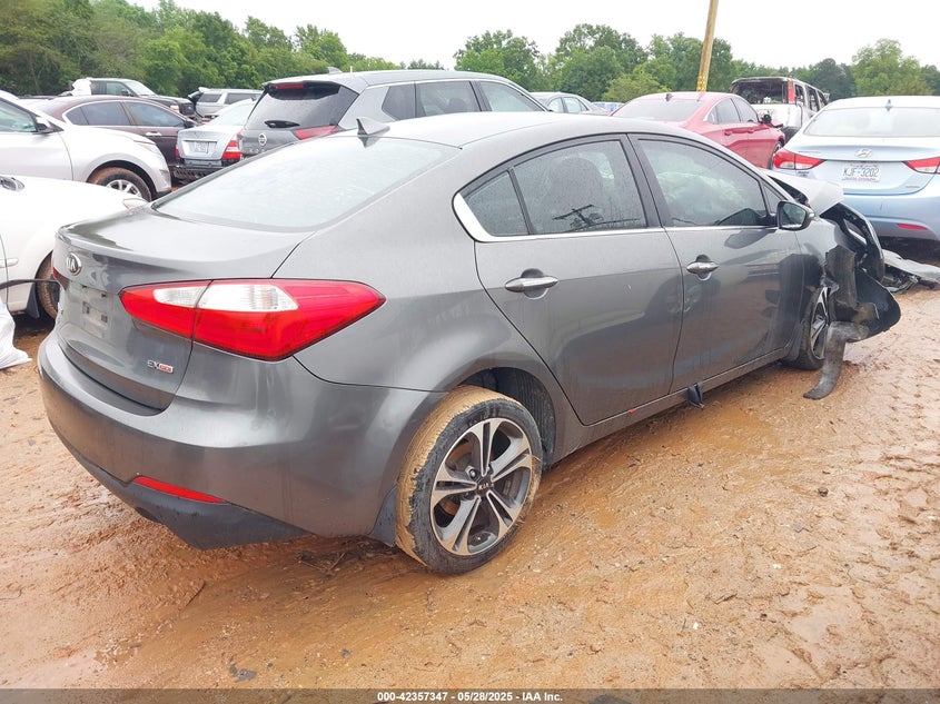 2014 Kia Forte VIN KNAFX4A80E5115335 IAAI salvage auction — FRONT & REAR, Salvage Title, sold $450 on 2026-07-20 (photo 4)