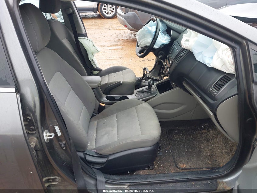 2014 Kia Forte VIN KNAFX4A80E5115335 IAAI salvage auction — FRONT & REAR, Salvage Title, sold $450 on 2026-07-20 (photo 5)
