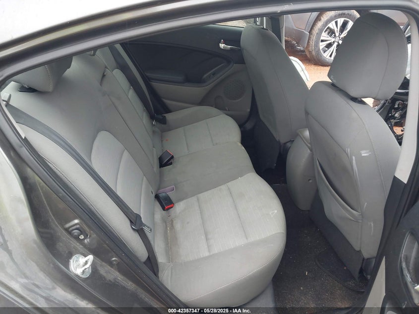2014 Kia Forte VIN KNAFX4A80E5115335 IAAI salvage auction — FRONT & REAR, Salvage Title, sold $450 on 2026-07-20 (photo 8)