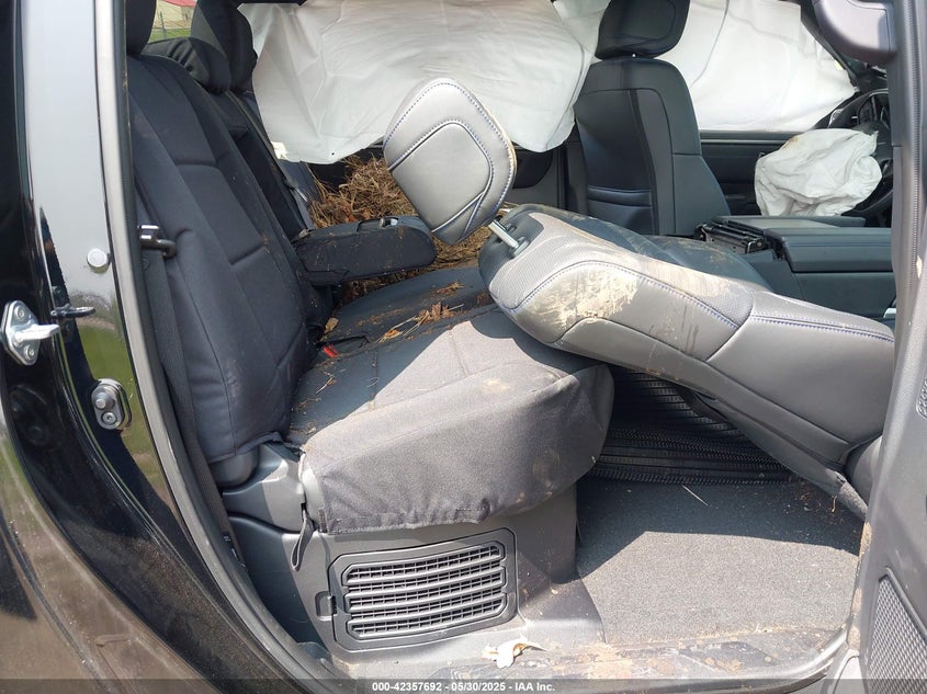 2024 Toyota Tundra VIN 5TFNC5DB1RX043725 IAAI salvage auction — ALL OVER, Regular (South Dakota), sold $8,250 on 2026-07-07 (photo 8)