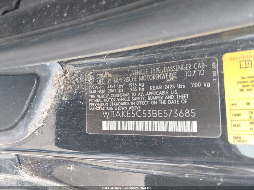 2011 BMW 3er VIN WBAKE5C53BE573685 IAAI salvage auction — NORMAL WEAR, Clear (Montana), sold $325 on 2026-07-29 (photo 9)