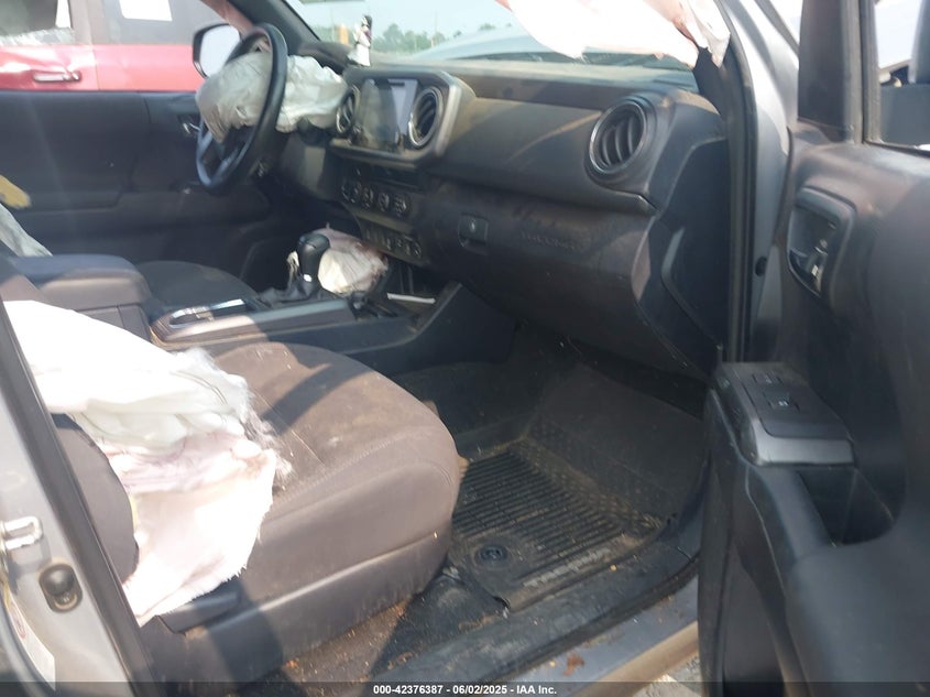 2019 Toyota Tacoma VIN 3TMCZ5AN7KM222478 IAAI salvage auction — FRONT END, Salvage Title, sold $8,800 on 2026-07-20 (photo 5)