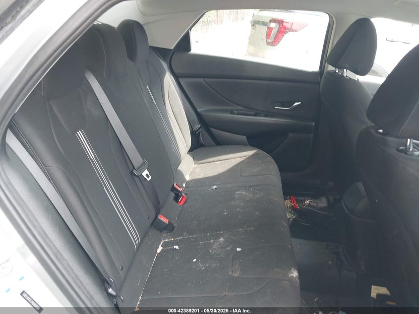 2022 Hyundai Elantra VIN 5NPLM4AG9NH065024 IAAI salvage auction — RIGHT FRONT, Clear (Indiana), sold $3,950 on 2026-07-22 (photo 8)