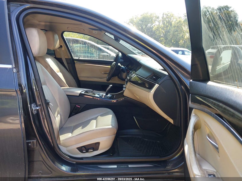 2013 BMW 5 series VIN WBAFR7C55DC823430 IAAI salvage auction — LEFT FRONT, Salvage Title, sold $750 on 2026-07-15 (photo 5)