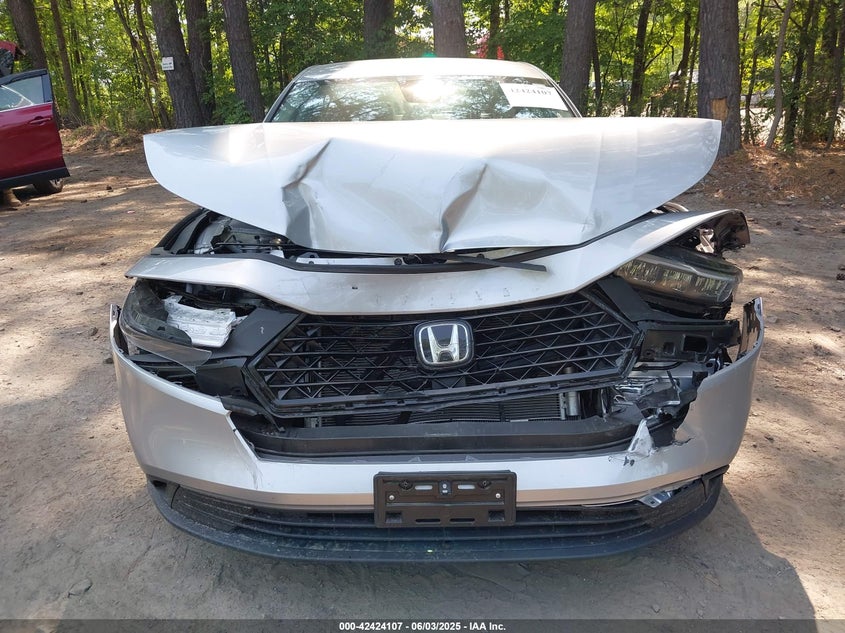 2025 Honda Accord VIN 1HGCY1F20SA004536 IAAI salvage auction — Front End, Salvage (Virginia), sold $8,250 on 2025-08-05 (photo 6)