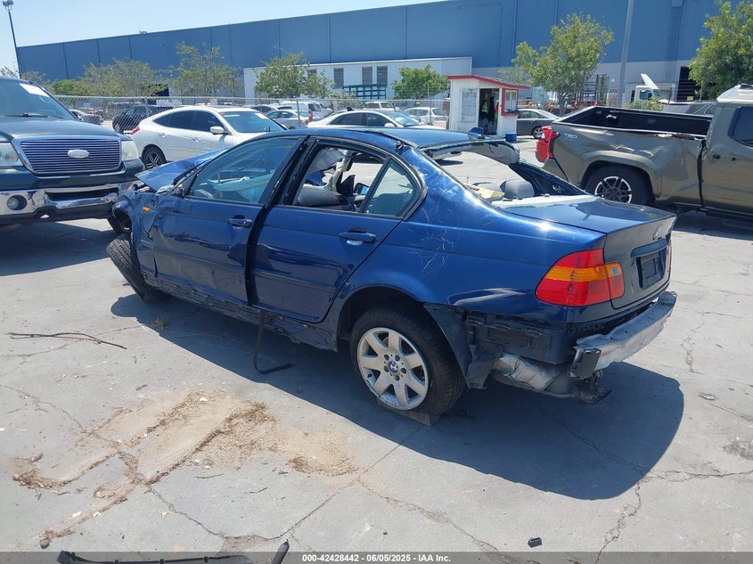 2005 BMW 3 series VIN WBAAZ33435KW77417 IAAI salvage auction — ALL OVER, Non-Repairable (California), sold $150 on 2026-07-20 (photo 3)