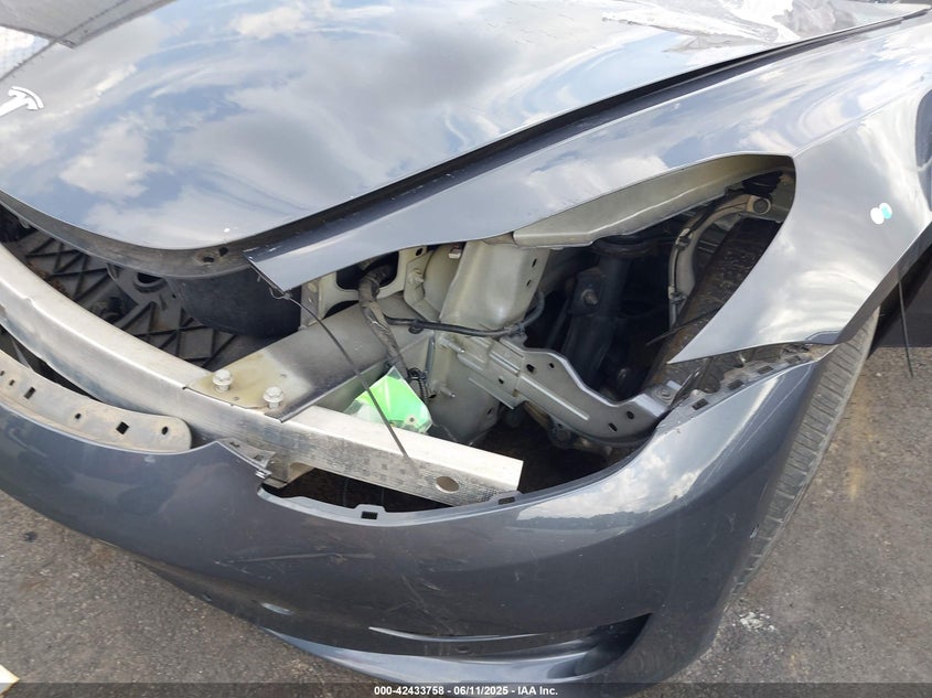 2022 Tesla Model 3 VIN 5YJ3E1EB5NF257856 IAAI salvage auction — FRONT END, Salvage Title, sold $14,450 on 2026-07-15 (photo 6)