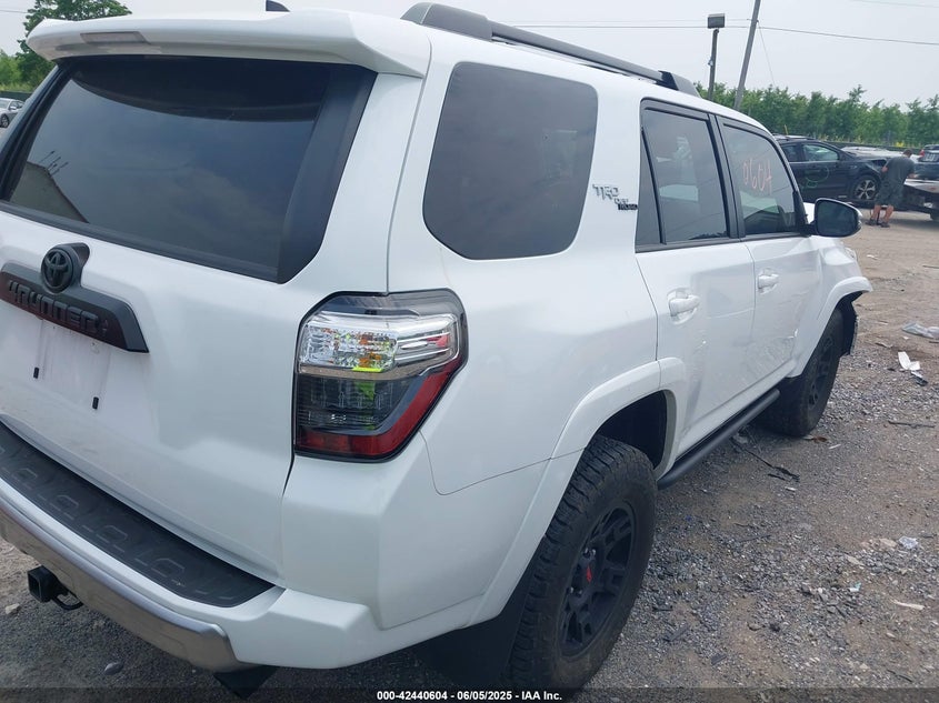 2023 Toyota 4runner VIN JTERU5JR8P6159308 IAAI salvage auction — FRONT END, Salvage Title, sold $22,775 on 2026-07-15 (photo 4)