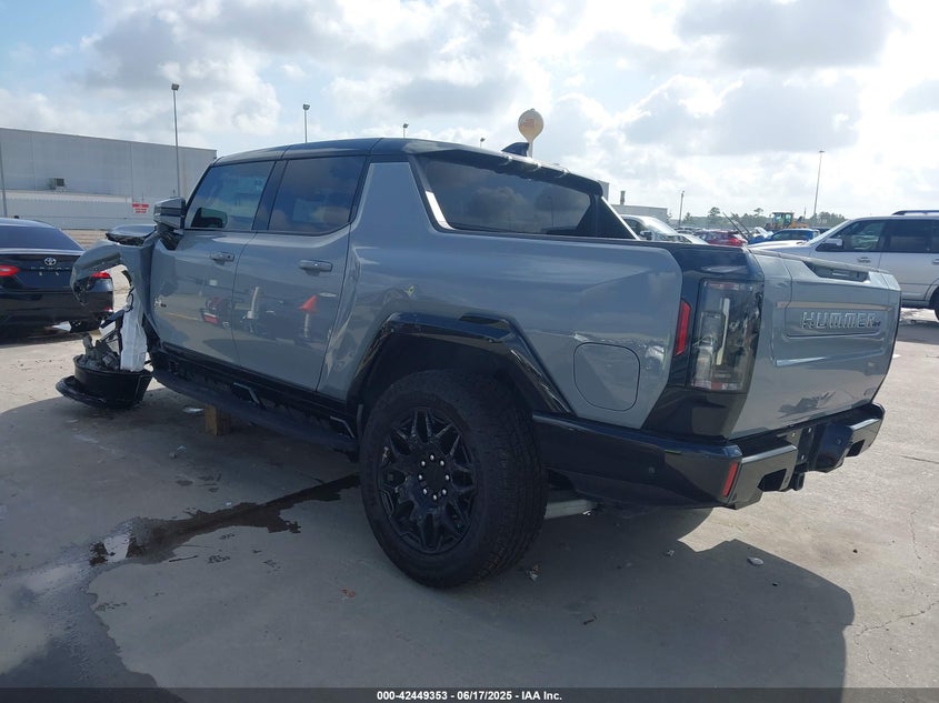 2024 Gmc VIN 1GT10BDD6RU111638 IAAI salvage auction — Front End, Original (Texas), sold $38,650 on 2025-09-25 (photo 3)